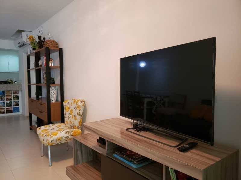 Apartamento à venda com 1 quarto, 75m² - Foto 7