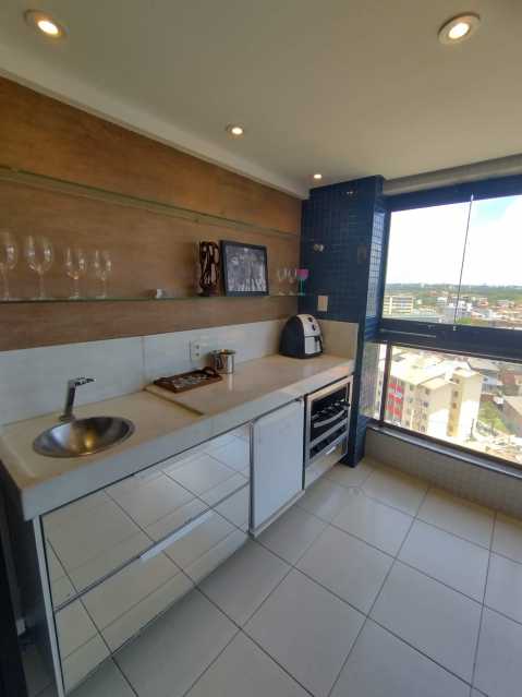 Apartamento à venda com 2 quartos, 63m² - Foto 1