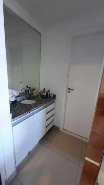 Apartamento à venda com 1 quarto, 47m² - Foto 8