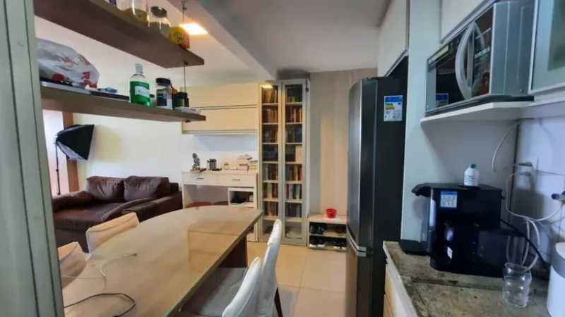 Apartamento à venda com 1 quarto, 47m² - Foto 9