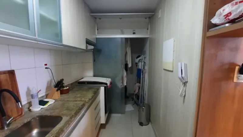 Apartamento à venda com 1 quarto, 47m² - Foto 10