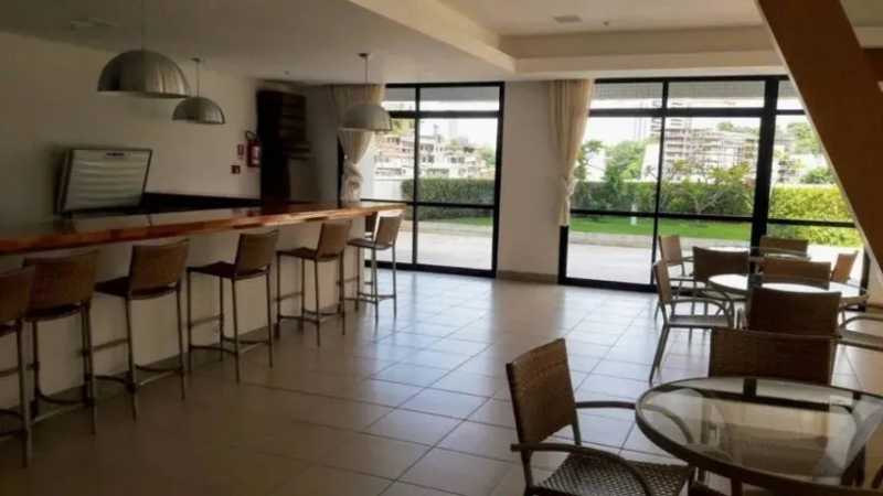 Apartamento à venda com 1 quarto, 47m² - Foto 13