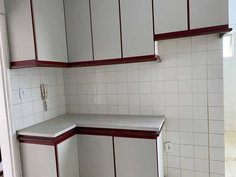 Apartamento à venda com 3 quartos, 61m² - Foto 4