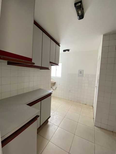 Apartamento à venda com 3 quartos, 61m² - Foto 14