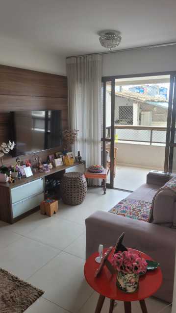 Apartamento à venda com 3 quartos, 79m² - Foto 1