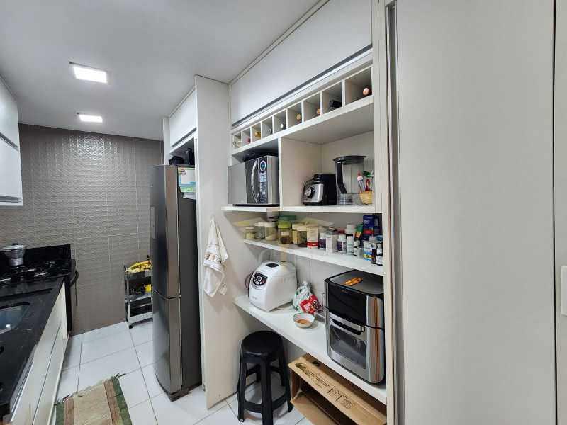 Apartamento à venda com 2 quartos, 110m² - Foto 25