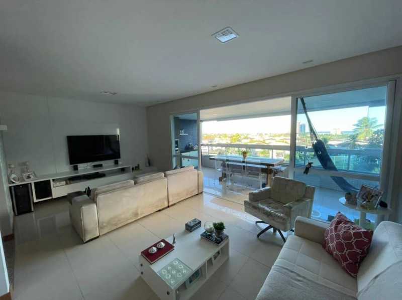 Apartamento à venda com 3 quartos, 164m² - Foto 1