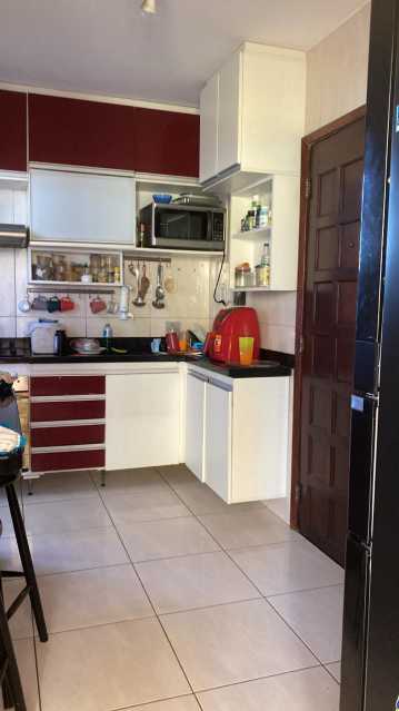 Apartamento à venda com 3 quartos, 98m² - Foto 8