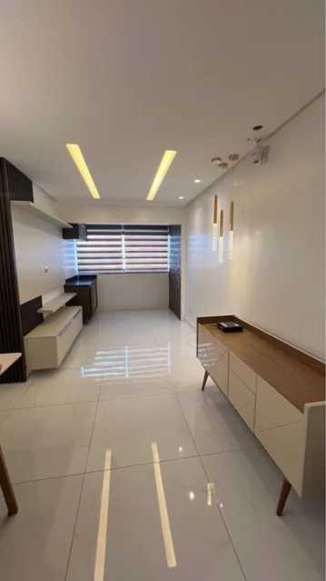 Apartamento à venda com 2 quartos, 90m² - Foto 1