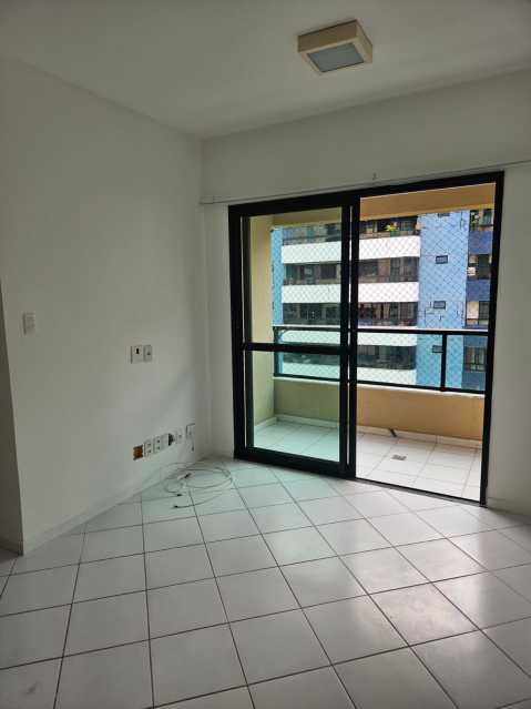 Apartamento à venda com 2 quartos, 57m² - Foto 1