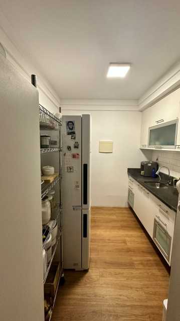 Apartamento à venda com 2 quartos, 78m² - Foto 7