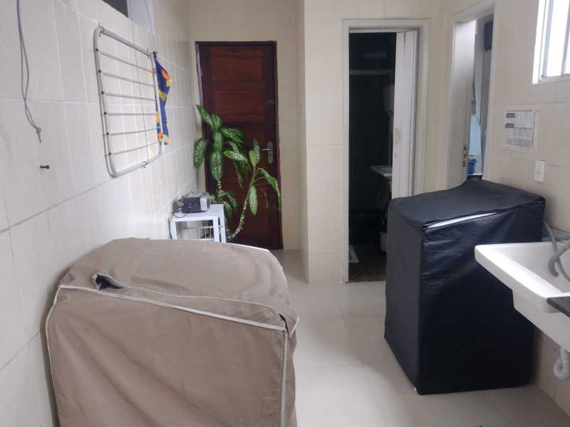 Apartamento à venda com 3 quartos, 132m² - Foto 13