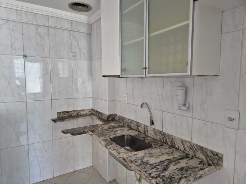 Apartamento à venda com 2 quartos, 71m² - Foto 5