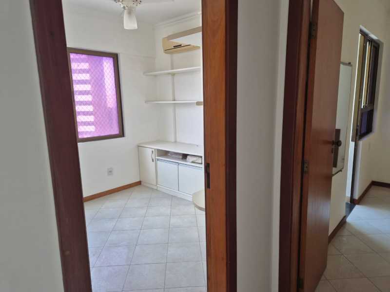 Apartamento à venda com 2 quartos, 71m² - Foto 8