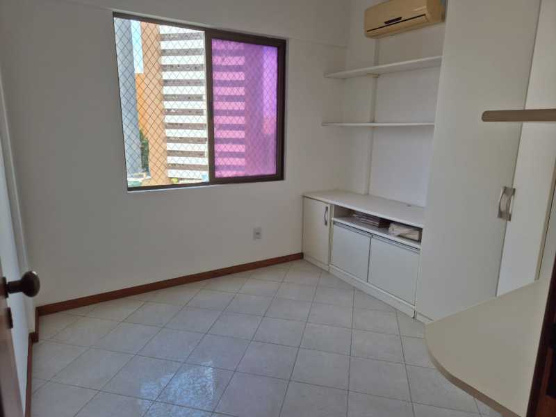 Apartamento à venda com 2 quartos, 71m² - Foto 7