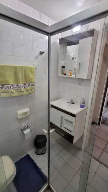 Apartamento à venda com 3 quartos, 77m² - Foto 3