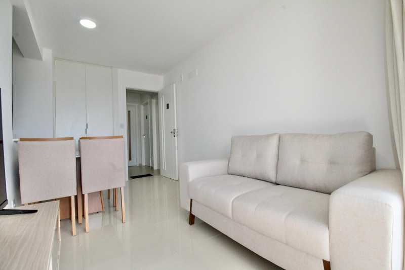 Apartamento à venda com 1 quarto, 40m² - Foto 3