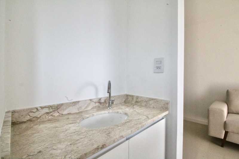 Apartamento à venda com 1 quarto, 40m² - Foto 14