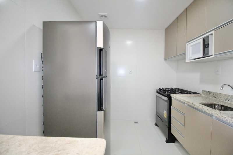 Apartamento à venda com 1 quarto, 40m² - Foto 18