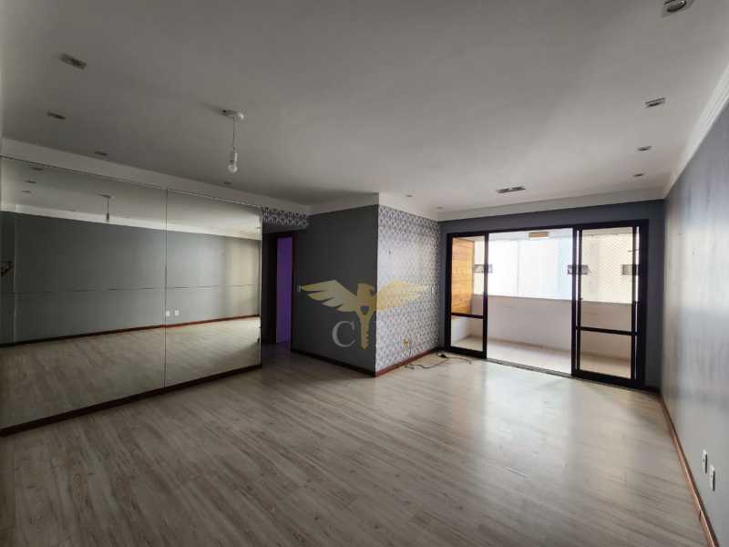 Apartamento à venda com 3 quartos, 94m² - Foto 1