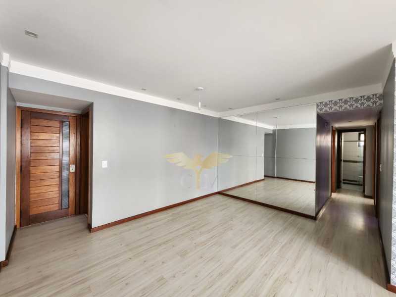 Apartamento à venda com 3 quartos, 94m² - Foto 4