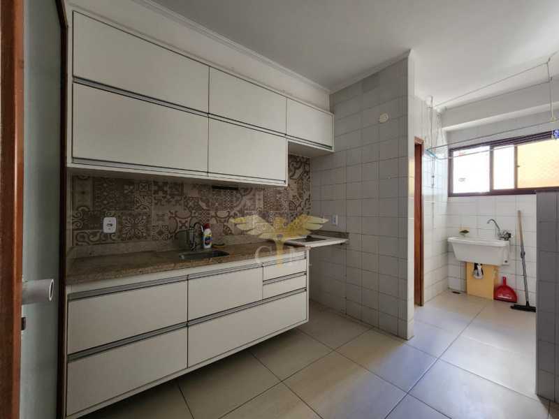 Apartamento à venda com 3 quartos, 94m² - Foto 17