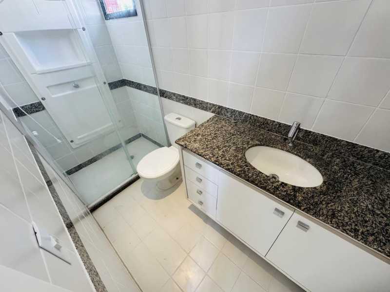 Apartamento à venda com 3 quartos, 94m² - Foto 3