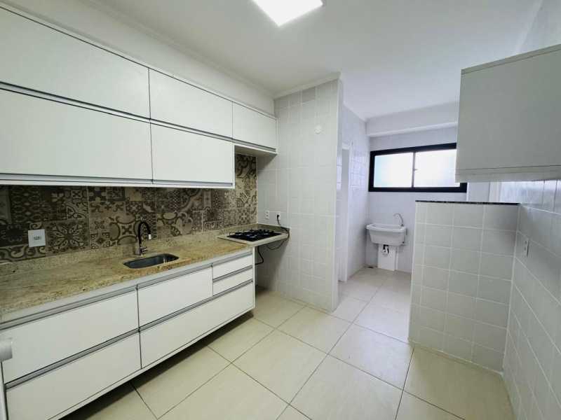 Apartamento à venda com 3 quartos, 94m² - Foto 10