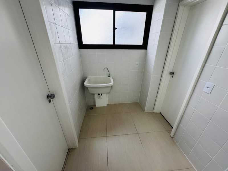 Apartamento à venda com 3 quartos, 94m² - Foto 12
