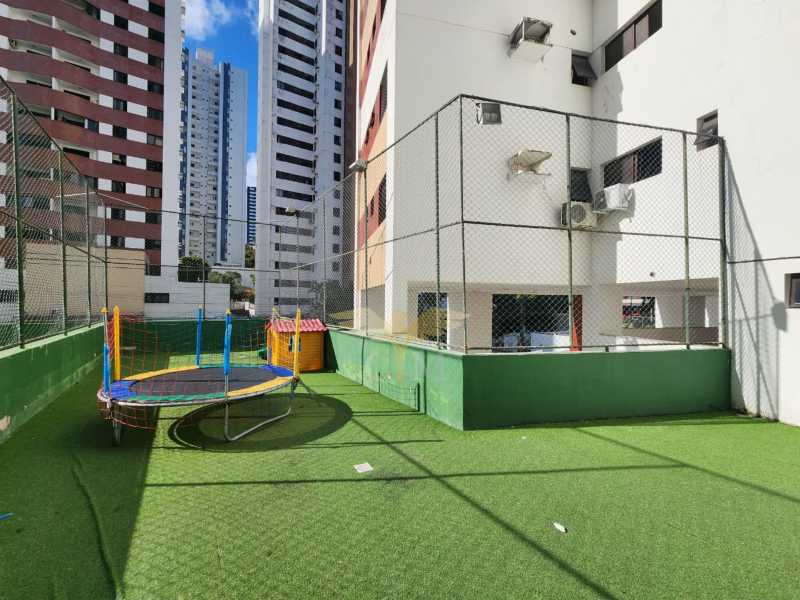 Apartamento à venda com 3 quartos, 94m² - Foto 18