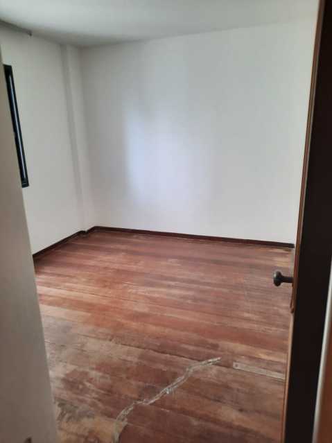 Apartamento à venda com 4 quartos, 223m² - Foto 5