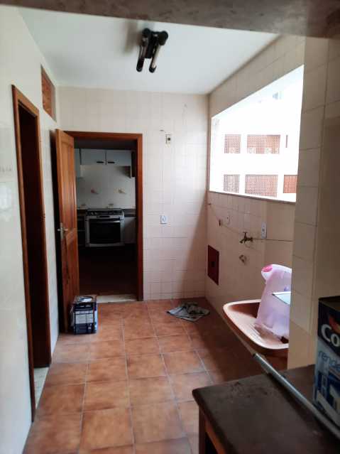 Apartamento à venda com 4 quartos, 223m² - Foto 11