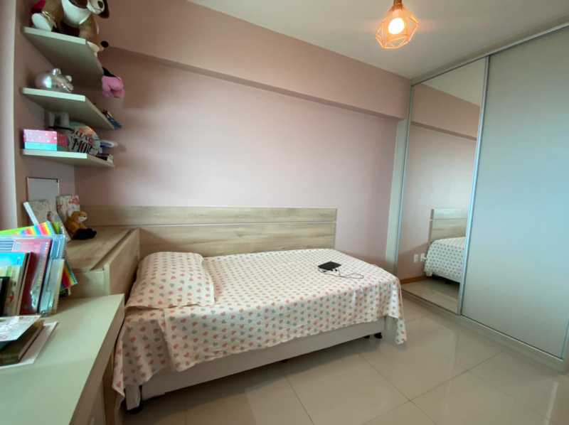 Apartamento à venda com 3 quartos, 113m² - Foto 9