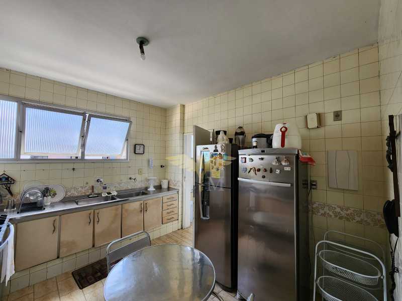 Apartamento à venda com 4 quartos, 140m² - Foto 17