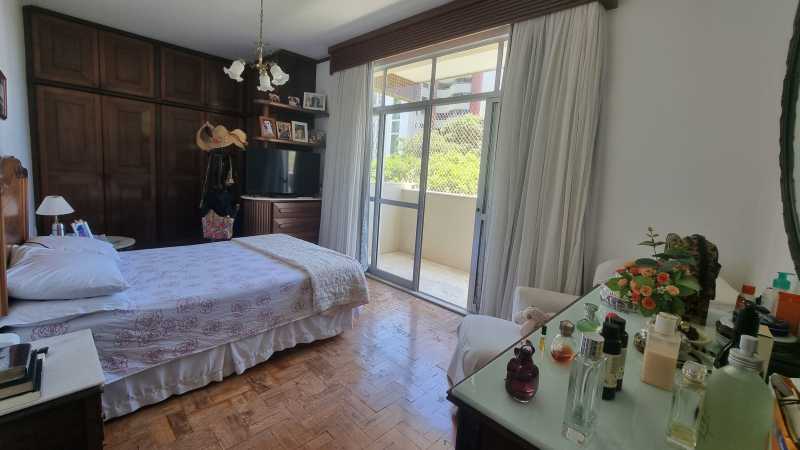 Apartamento à venda com 4 quartos, 250m² - Foto 11