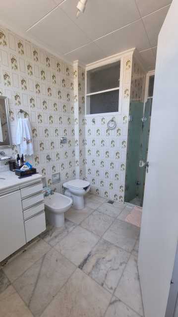 Apartamento à venda com 4 quartos, 250m² - Foto 16