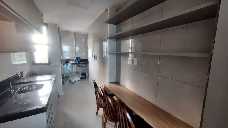 Apartamento à venda com 3 quartos, 103m² - Foto 15