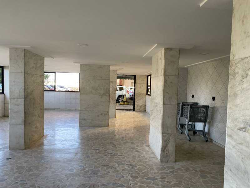 Apartamento à venda com 2 quartos, 68m² - Foto 10