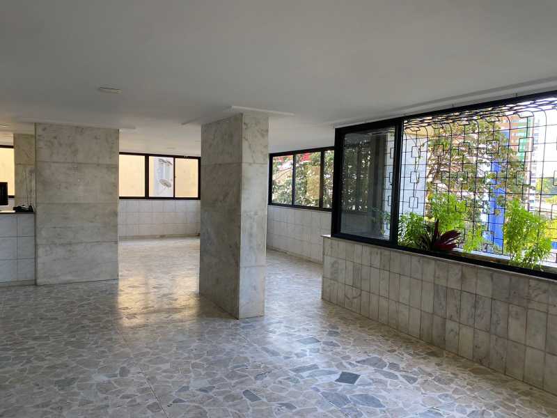 Apartamento à venda com 2 quartos, 68m² - Foto 11