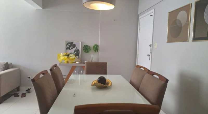 Apartamento à venda com 3 quartos, 89m² - Foto 2