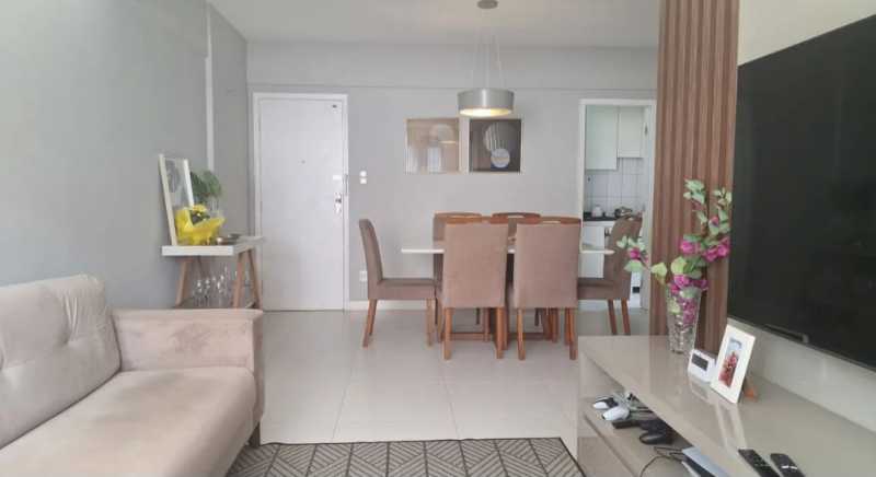 Apartamento à venda com 3 quartos, 89m² - Foto 1