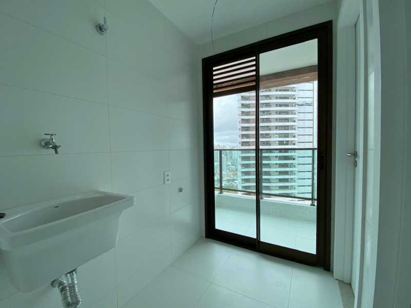 Apartamento à venda com 4 quartos, 210m² - Foto 9