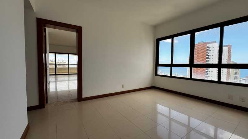 Apartamento à venda com 4 quartos, 384m² - Foto 7