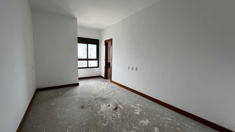 Apartamento à venda com 4 quartos, 384m² - Foto 13