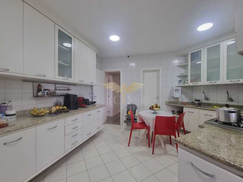 Apartamento à venda com 4 quartos, 255m² - Foto 19