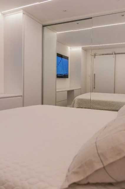 Apartamento à venda com 2 quartos, 70m² - Foto 9