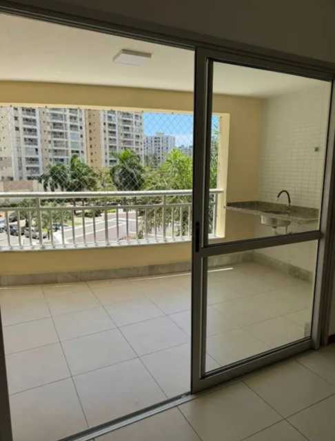 Apartamento à venda com 3 quartos, 86m² - Foto 11