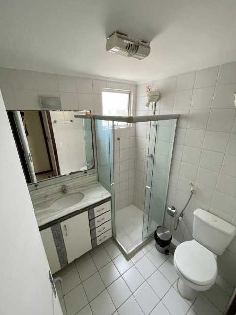 Apartamento à venda com 2 quartos, 69m² - Foto 3