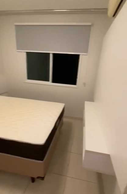 Apartamento à venda com 2 quartos, 80m² - Foto 6