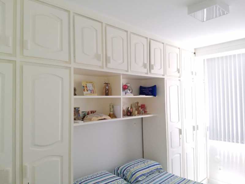 Apartamento à venda com 3 quartos, 103m² - Foto 12